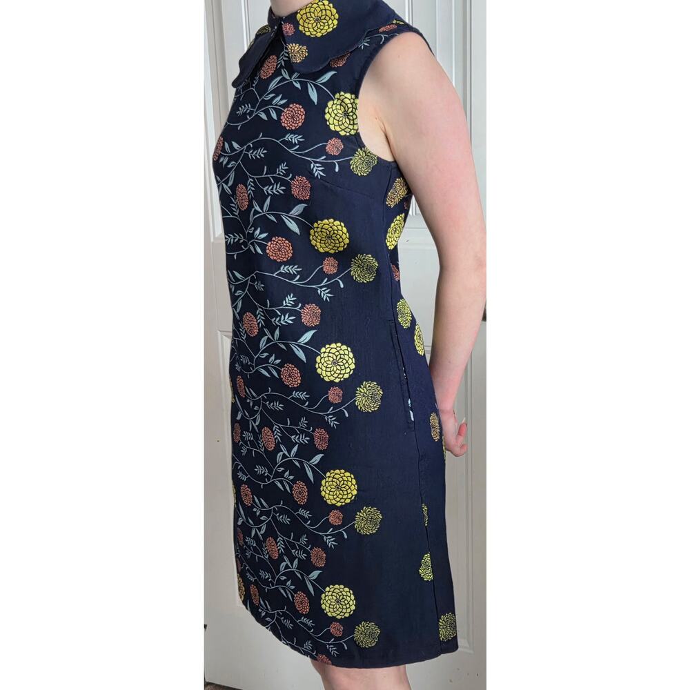 Eshakli Size 2 mod Floral Shift Dress Scalloped Peter Pan Collar Navy w/ Pockets